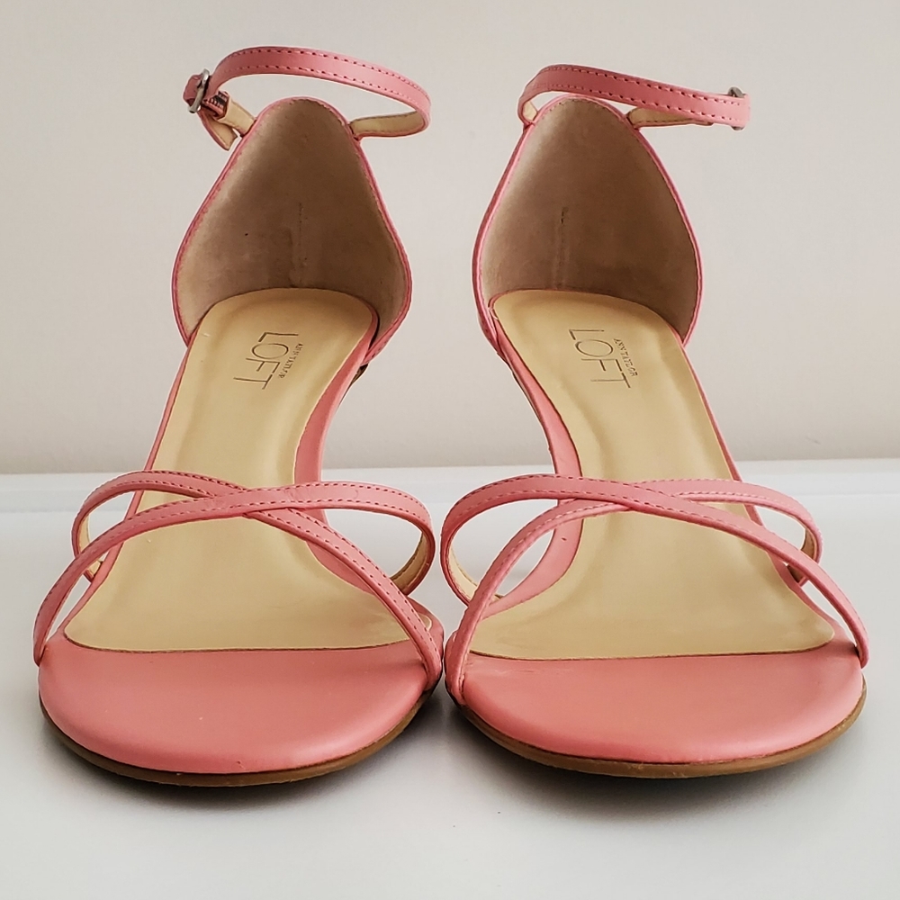 Ann Taylor Loft Leather Ankle Strap 3" Wood Heel Sandals | Like New | 6.5 | Pink - Picture 5 of 16